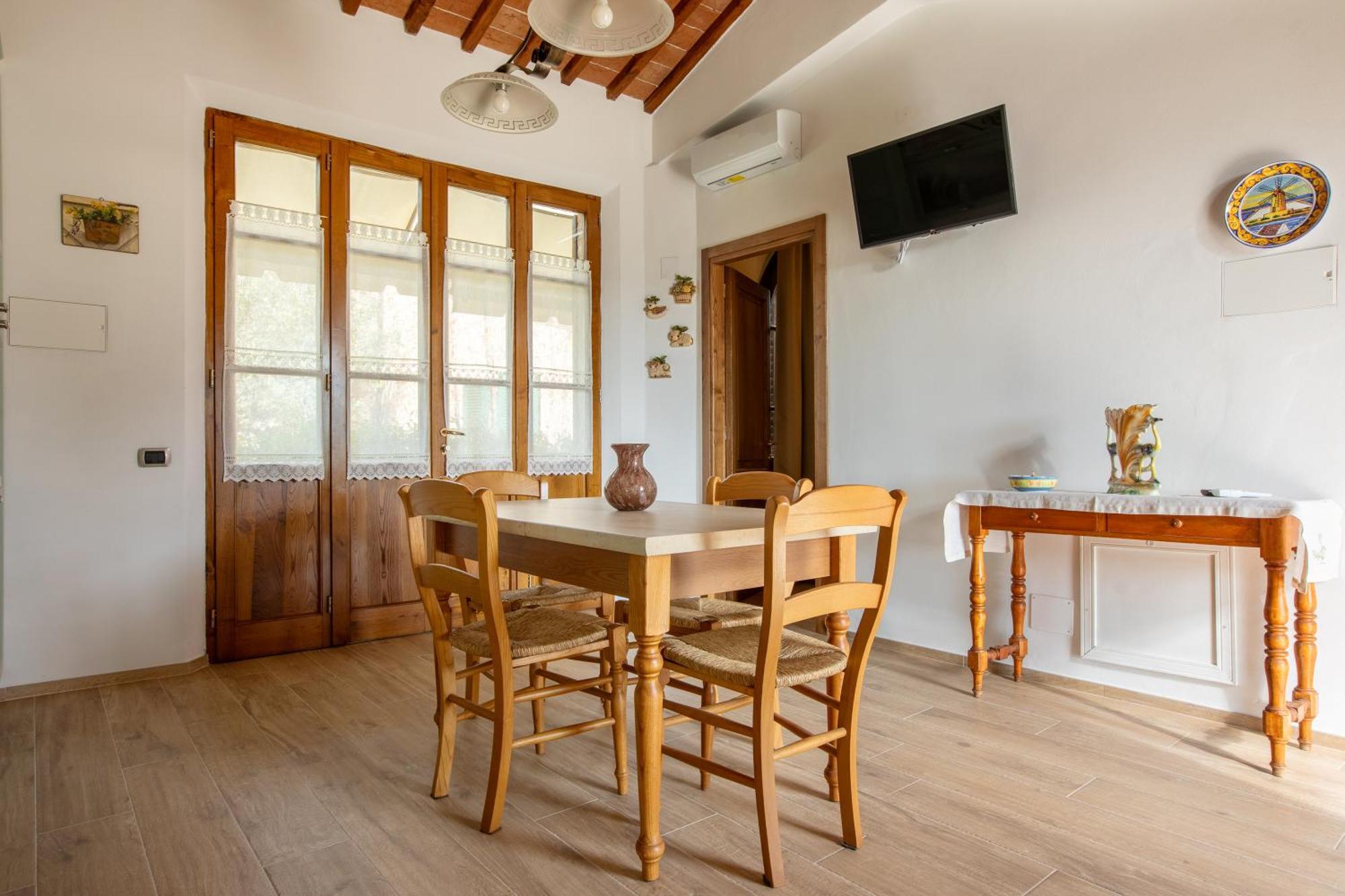 Asso Di Picche Apartment Siena Luaran gambar